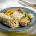 Fajitas au thon, mayonnaise et crudités