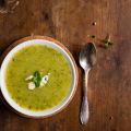 Potage de courgette au roquefort