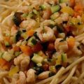 Spaghetti aux petits légumes et crevettes,[...]
