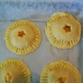 Tartelettes aux pêches façon Pop Tarts
