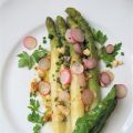 Asperges tièdes à la vinaigrette