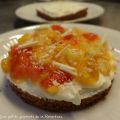 Tartelette au sablé breton, mangue et fraise