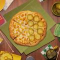 DiGiorno lance la Pineapple Pickle Pizza