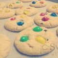 cookies aux pépites de chocolat et m&m's
