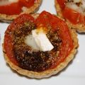 Tartelettes aux tomates et pesto de chèvre