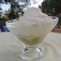 Verrine d'avocat, crabe et chantilly basilic