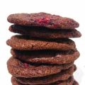 Biscuits au chocolat noir et aux framboises