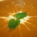 Potage au potiron, coulis de fromage frais au[...]