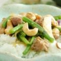 Wok de poulet aux noix de cajou et haricots[...]