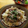 Linguines au canard confit et aux champignons[...]