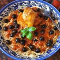 Spaghettis au poulet et olives noires