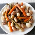 Poêlée de légumes (navets nouveaux, oignons,[...]