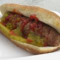 Hot dogs de saucisses maison aux échalotes et[...]