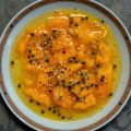 Mangue fraîche, infusion de menthe et d'épices