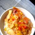 Poêlée de légumes à la sauce aigre-douce,[...]