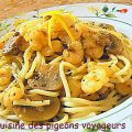 Spaghettis aux crevettes et champignons, sauce[...]