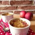 Crumble de pommes, pêches et framboises au miel[...]