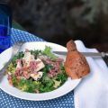 French blue cheese salad (salade frisée avec du[...]