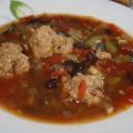 Soupe repas aux boulettes