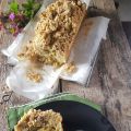 Cake à la rhubarbe, graines de chia et muesli