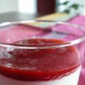 Panna cotta coco et coulis de fraise