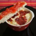 Oeufs-cocotte reblochon & chorizo, mouillettes[...]