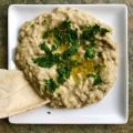 Mutabal (Purée d'aubergine au tahini)