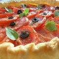 Tarte feuilletée à la tomate, comté et moutarde[...]