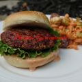 Burgers de boeuf à la saucisse piquante
