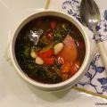 Soupe au chou kale aux haricots et jambon