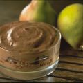 Mousse au chocolat corsé à la poire et au pralin