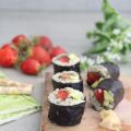 Makis de printemps : fraises, pesto, courgettes