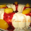 Bavaroise de pessego com doce de morango