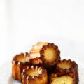 Canelés ou cannelés bordelais
