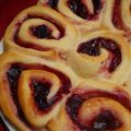Brioches roulées à la cerise