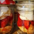 Pots-verrines fraises chantilly