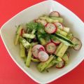 Salade de radis et concombre
