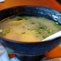 Recette de soupe au tofu,  miso et shiitake