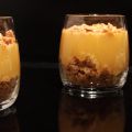 Verrines de compote pomme/mangue et pralin