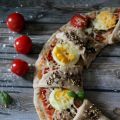 Pizza Soleil {thon, œufs durs, tomates}