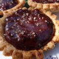Mini tartelettes caramel, chocolat, noisettes[...]