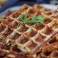 Gaufres au bacon, comté et pommes de terre,[...]