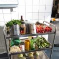Evabien rentre dans la cuisine ... Pour du vrai!
