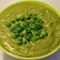 Potage petits pois, pommes de terre au basilic