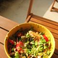 Salade végétarienne, légère et colorée