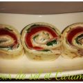 Mini-wraps jambon, poivrons et roquette