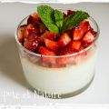Une panna cotta aux fraises fraîches sans agar[...]