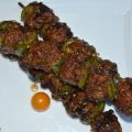 Brochettes de boulettes de boeuf érable et ail