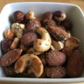 Amandes et noix de cajou grillées pour l'apéro[...]