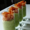 Crème d'avocat au saumon fumé